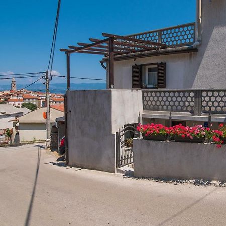 Apartment Andrija Vrbnik Eksteriør billede