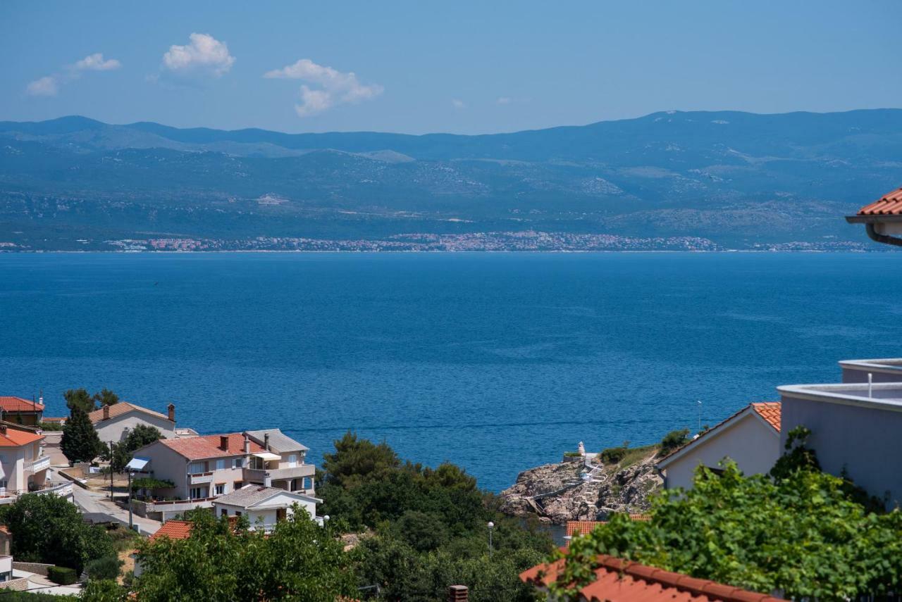Apartment Andrija Vrbnik Eksteriør billede